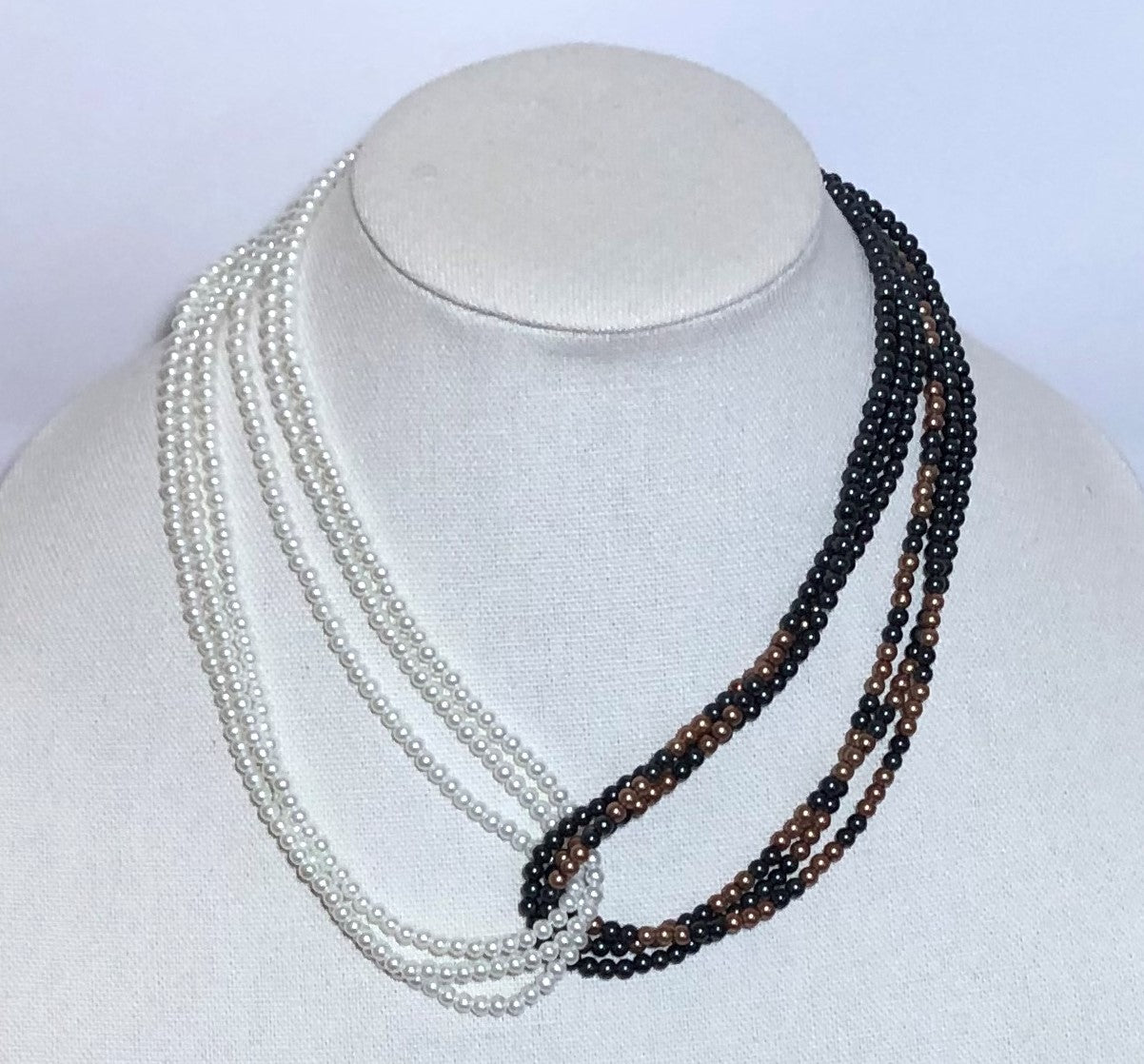 Looped Pearls Necklace