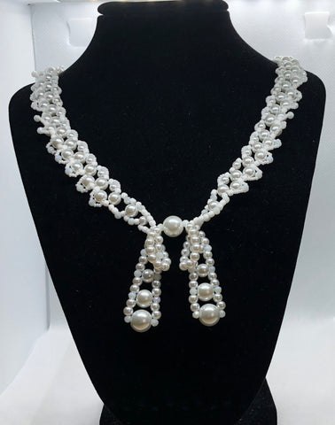 Pearls & Bows Necklace